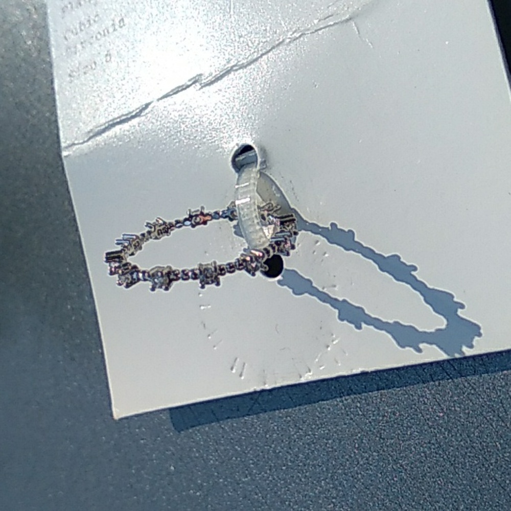 A new day eternity ring - Picture 4 of 6